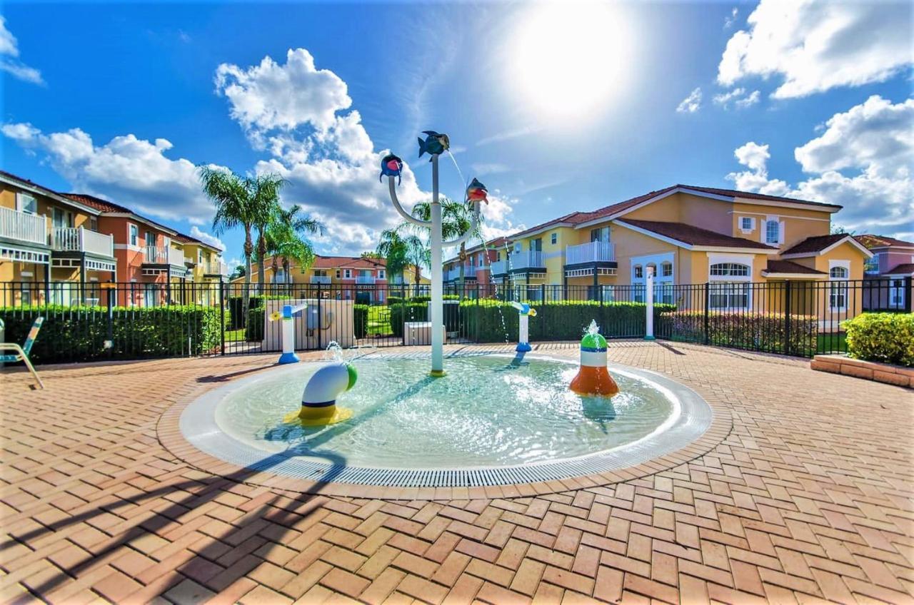 Breeze Vacation Townhome At Lake Berkley Resort Kissimmee Exterior foto